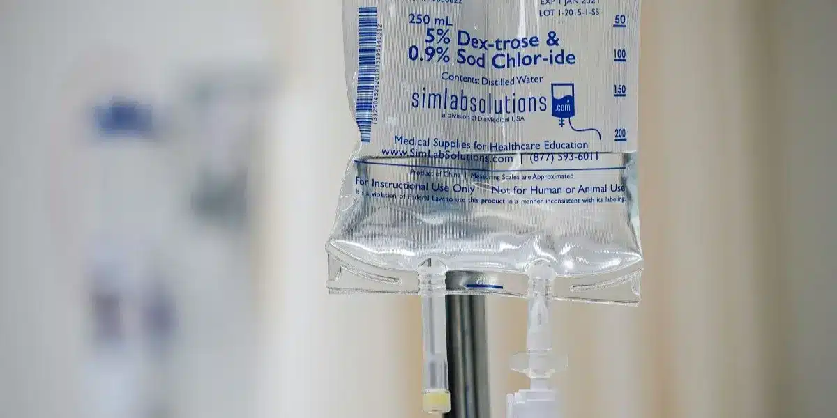 Can a Phlebotomist Start an IV?